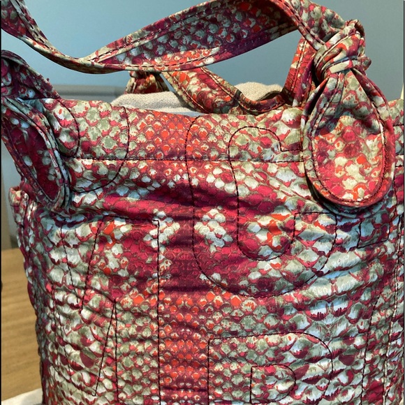 NWT...MARC by Marc Jacob’s nylon tote - Picture 5 of 14